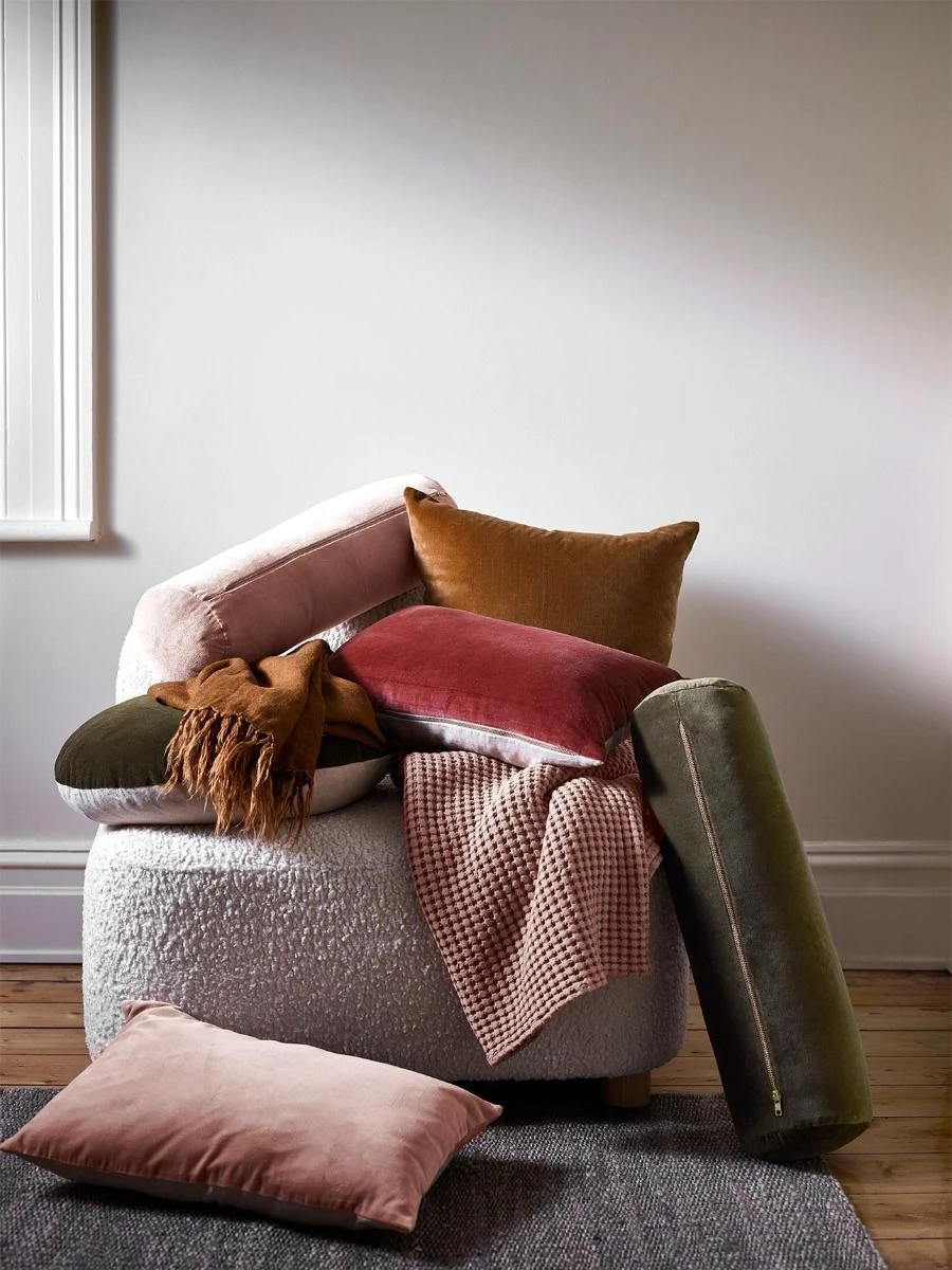 Luxury Velvet Cushion - Indian Teal 4 Luxury Velvet Cushion - Indian Teal - Image 2