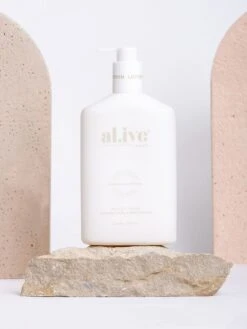 Mango & Lychee Wash & Lotion DUO + Tray -Best Home al ive mangolychee lifestyle 4 1