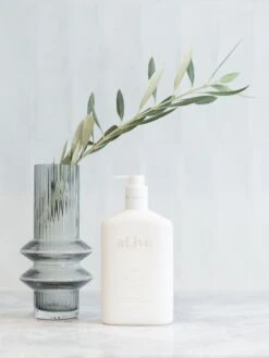 Mango & Lychee Wash & Lotion DUO + Tray -Best Home al ive mangolychee lifestyle 5 2