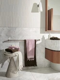 Paros Rib Bath Towel Set - Sand 22 Paros Rib Bath Towel Set - Sand -Best Home aura july 2022 bath01 0163 1 2