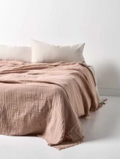Crinkle Bed Cover - Pink Clay