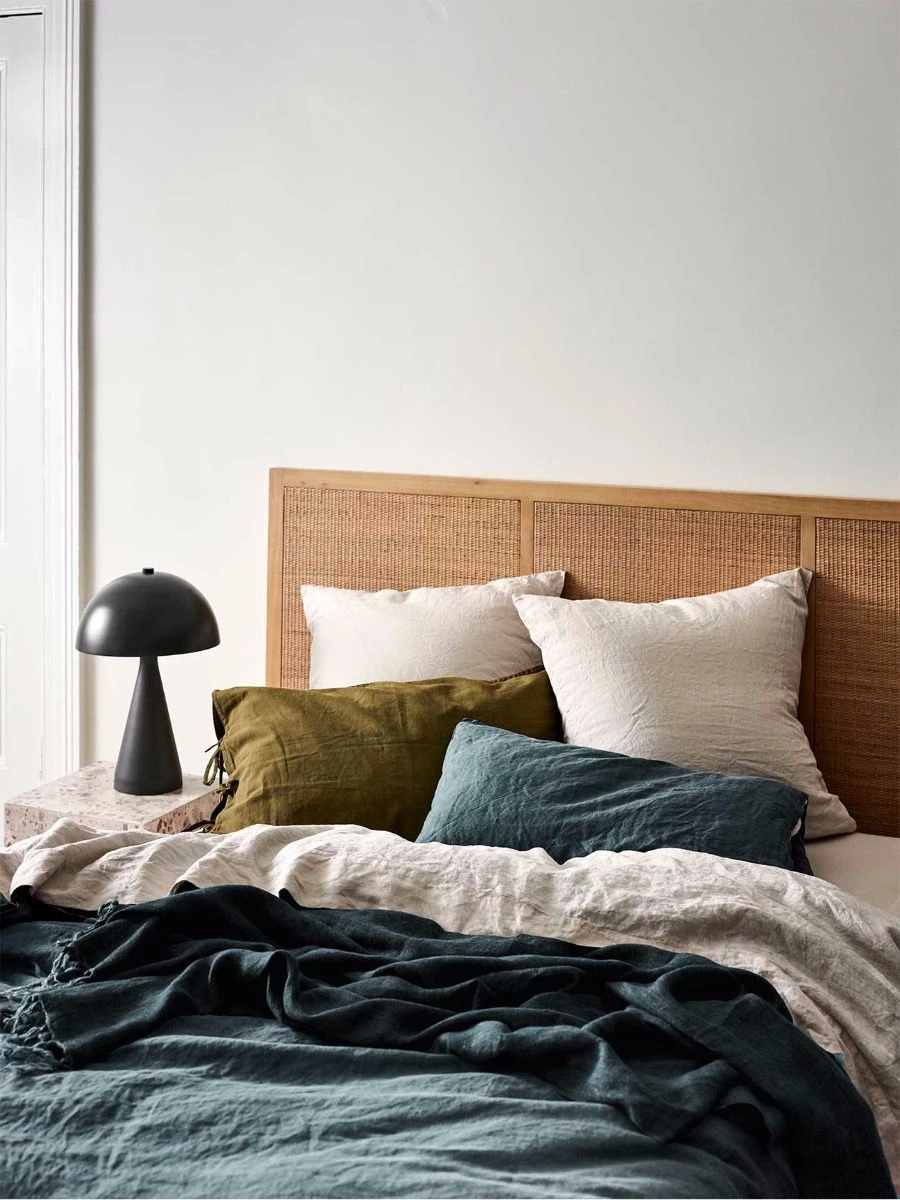 Emile Pure Linen Quilt Cover - Greystone 5 Emile Pure Linen Quilt Cover - Greystone - Image 3