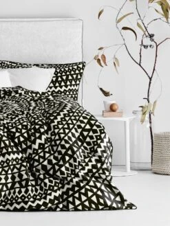 Aperto Ali Round Side Table - White -Best Home globe west aperto ali side table white 4