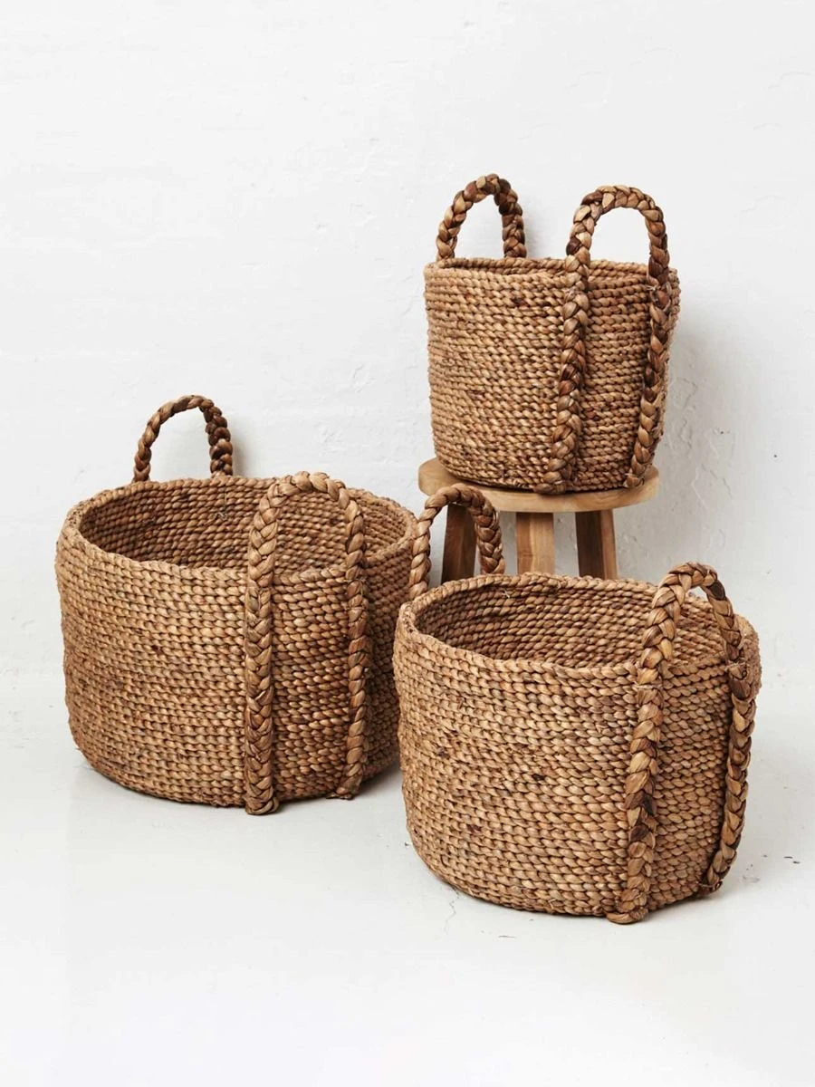 Ruhi Waterhyacinth Plaited Handle Basket - Medium 4 Ruhi Waterhyacinth Plaited Handle Basket - Medium - Image 2
