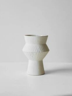 Larson Extra Large Vase -Best Home indigo love extra large larson vase off white 2