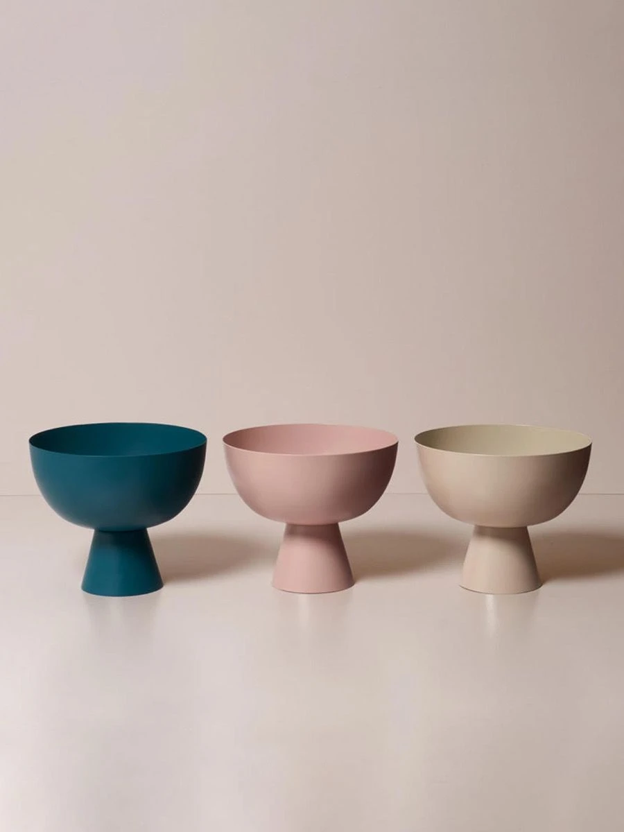 Dusty Rose Vera Vase Small 4 Dusty Rose Vera Vase Small - Image 2