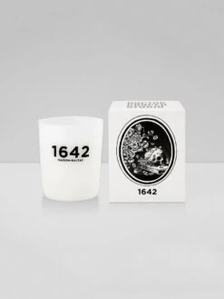 1642 Scented Candle