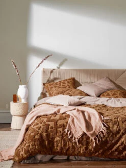Maya Quilt Cover - Caramel