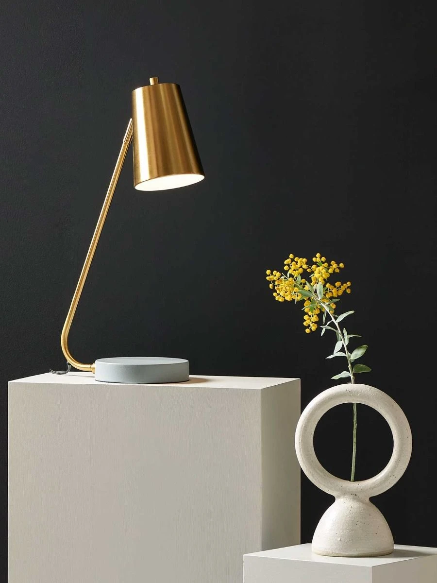 Arlen Desk Lamp - Brass 6 Arlen Desk Lamp - Brass - Image 4