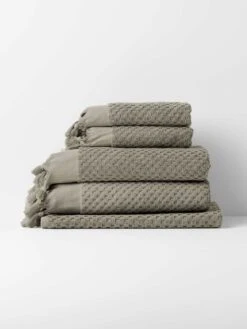 Milos Bath Towel Set - Feather