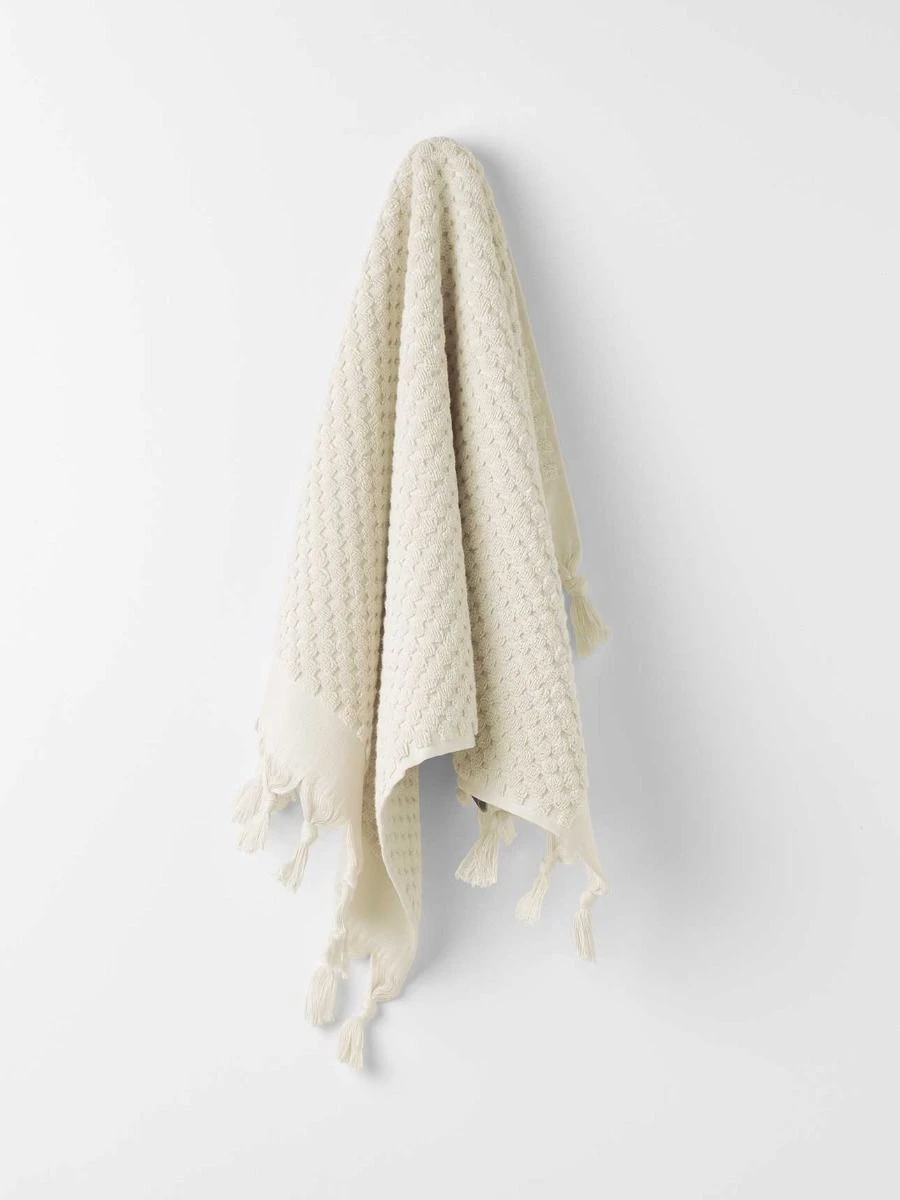 Milos Bath Towel Set - Sand 5 Milos Bath Towel Set - Sand - Image 3