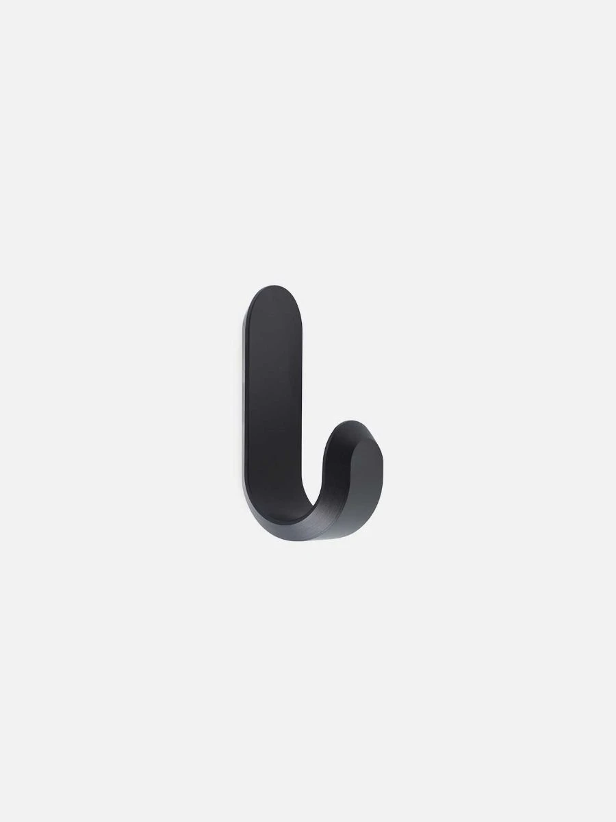 Normann Copenhagen Curve Mini Hook Set Of 2 - Matt Black 4 Normann Copenhagen Curve Mini Hook Set Of 2 - Matt Black - Image 2