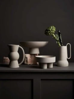 Poet’s Dream Cake Stand - Natural -Best Home robert gordon natural 1 1 1