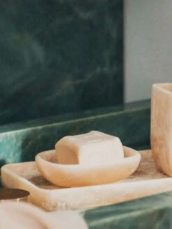 Flow Soap Dish - Peach Blush 7 Flow Soap Dish - Peach Blush -Best Home saarde flow resin soap dish peach blush 3