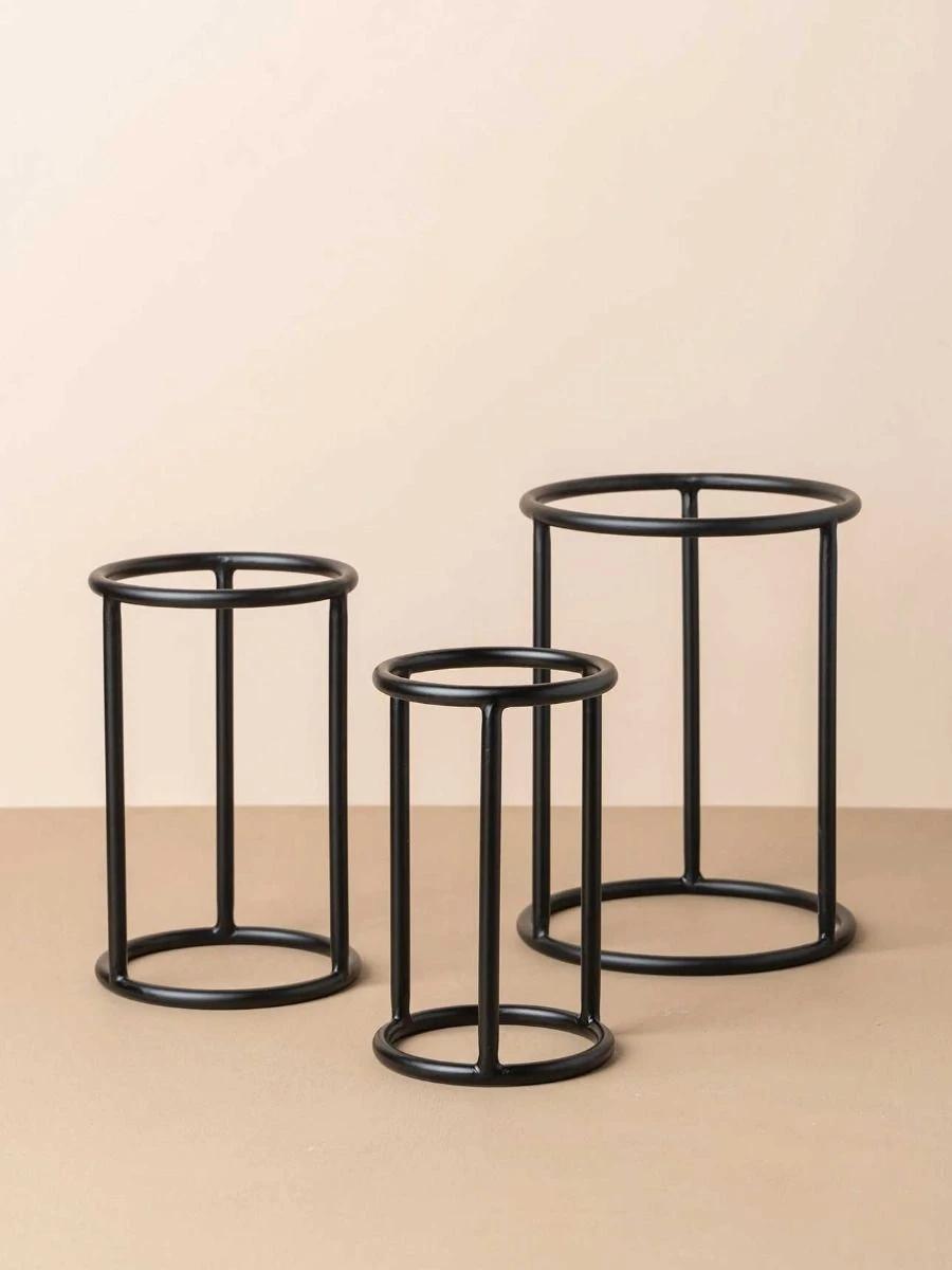 Yaamur Large Plant Stand - Black 4 Yaamur Large Plant Stand - Black - Image 2