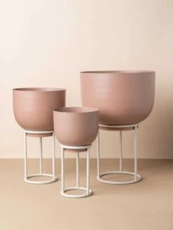 Yaamur Small Planter - Pink Clay -Best Home saarde yaamur planters guava 2